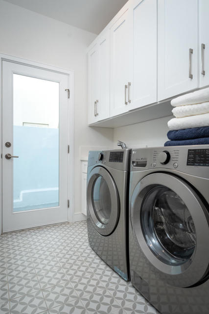 GYP_504 S Francisca Ave_057_MLS