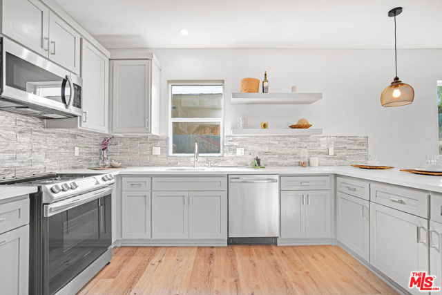  Income Home for Sale in Los Angeles, California