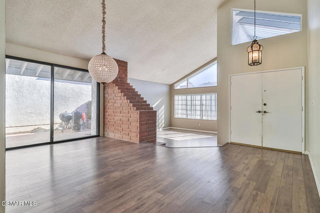 3 Bed Home for Sale in Culver City, California