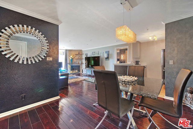 2 Bed Home for Sale in Los Angeles, California