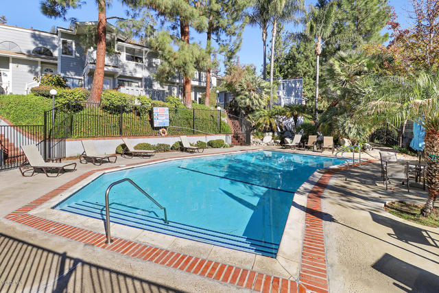 2 Bed Home for Sale in Agoura Hills, California
