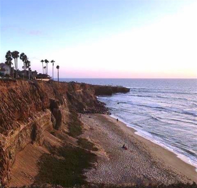 4739 Point Loma Ave