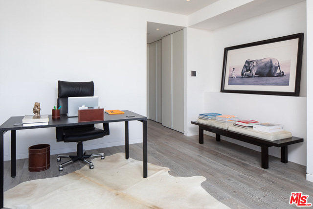 2 Bed Home for Sale in Los Angeles, California