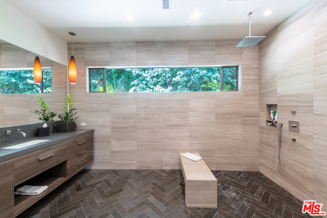 4 Bed Home for Sale in Encino, California