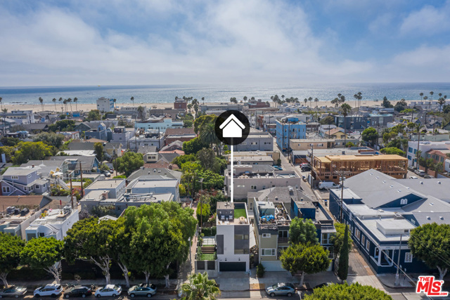3 Bed Home for Sale in Venice, California