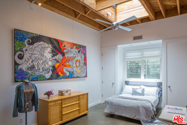 nd lower level bedroom