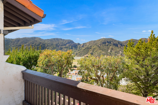 2 Bed Home for Sale in Pacific Palisades, California