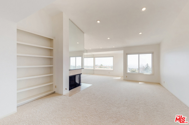 Family/Dining Area
