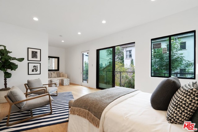 4 Bed Home for Sale in Los Angeles, California