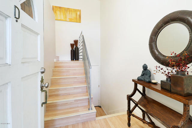 2 Bed Home for Sale in Agoura Hills, California
