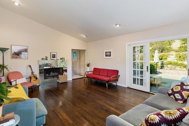 2 Bed Home for Sale in Studio City, California