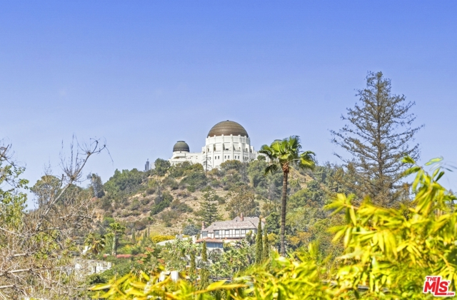 4 Bed Home for Sale in Los Angeles, California