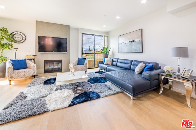 3 Bed Home for Sale in Los Angeles, California