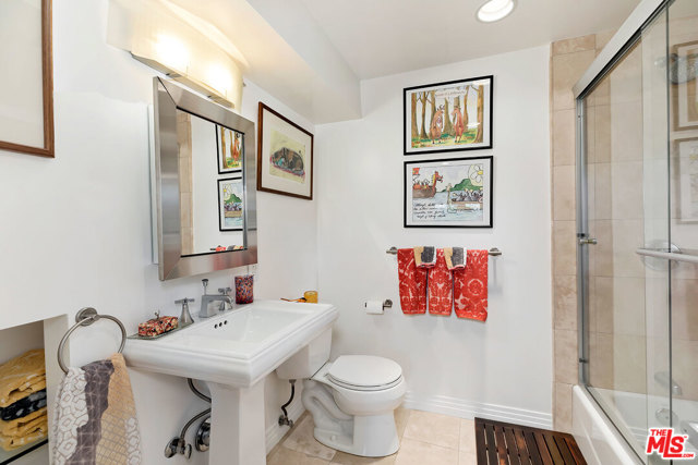 5 Bed Home for Sale in Beverly Hills, California