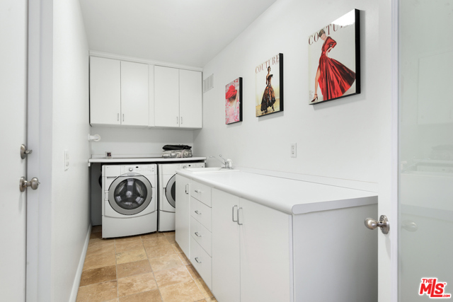 2 Bed Home for Sale in Pacific Palisades, California