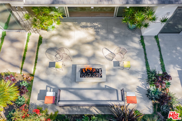 3 Bed Home for Sale in Los Angeles, California