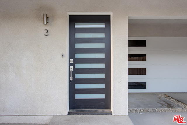  Income Home for Sale in North Hollywood, California