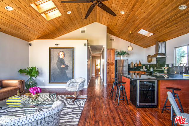  Income Home for Sale in Los Angeles, California