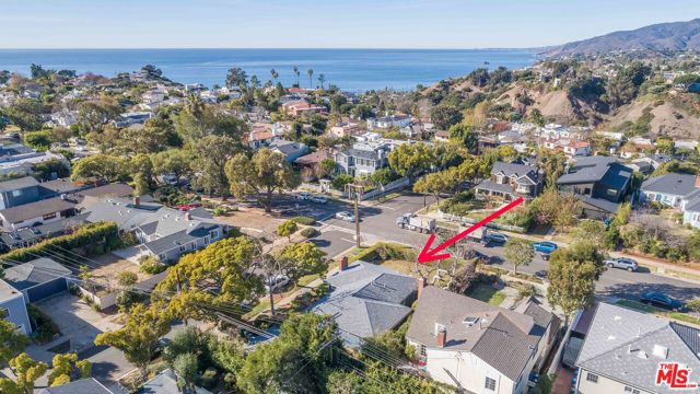 2 Bed Home for Sale in Pacific Palisades, California