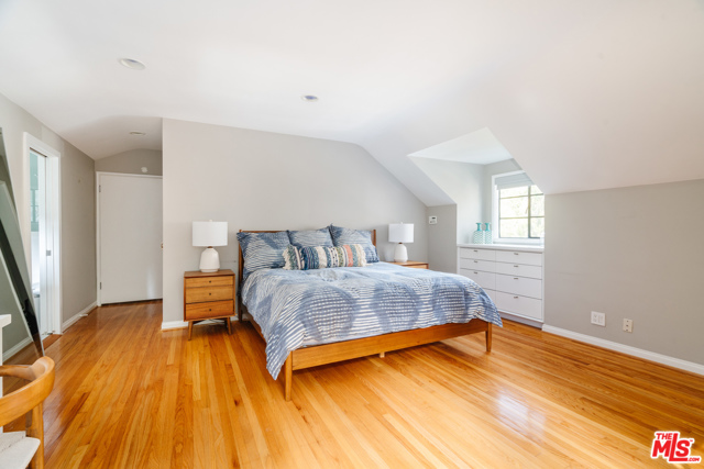 3 Bed Home for Sale in Los Angeles, California