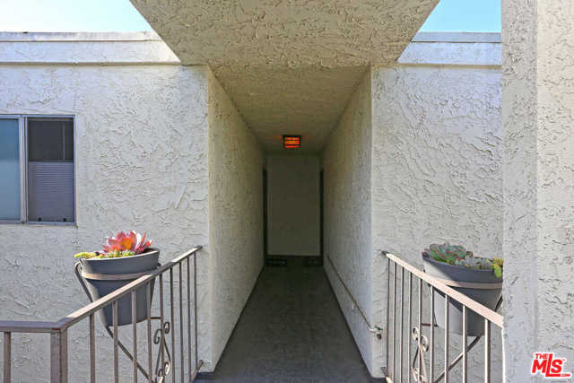 1 Bed Home for Sale in West Hollywood, California