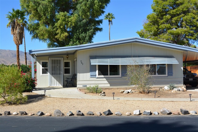 1010 Palm Canyon #303