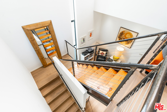 1 Bed Home for Sale in Los Angeles, California