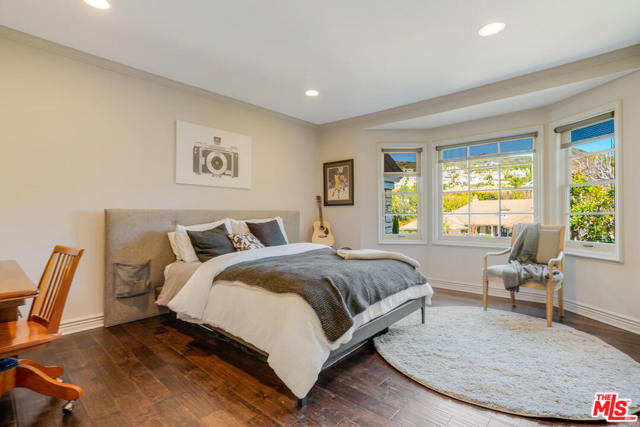 6 Bed Home for Sale in Pacific Palisades, California