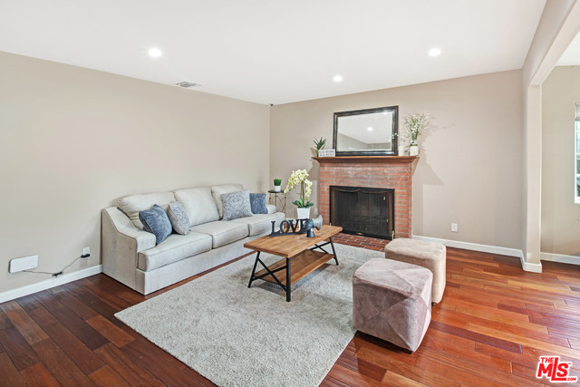 3 Bed Home for Sale in Sherman Oaks, California