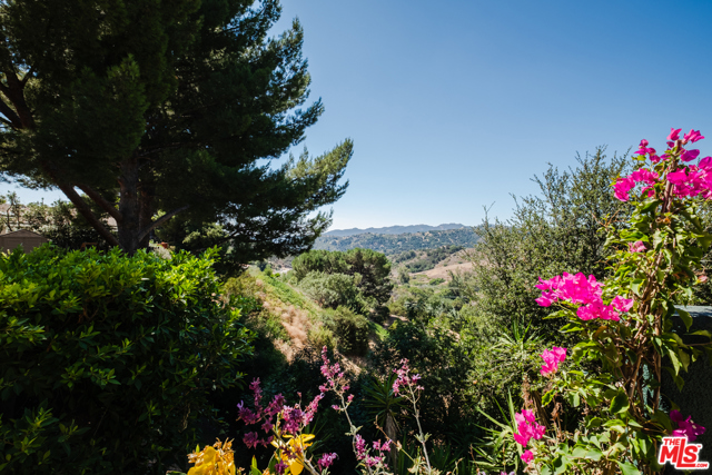 3 Bed Home for Sale in Topanga, California