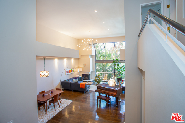 3 Bed Home for Sale in Los Angeles, California