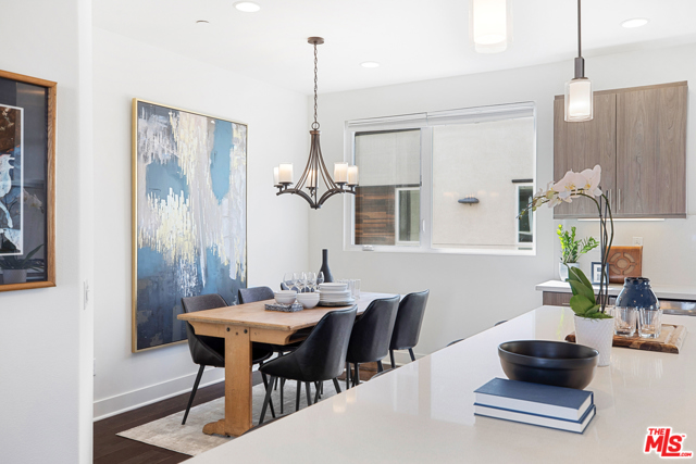 2 Bed Home for Sale in Los Angeles, California