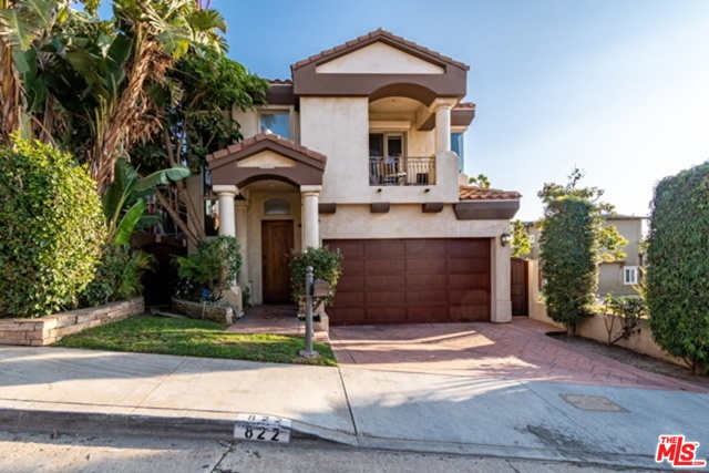 822 6TH Street, Hermosa Beach, California 90254, 4 Bedrooms Bedrooms, ,4 BathroomsBathrooms,Residential,Sold,6TH,19537348