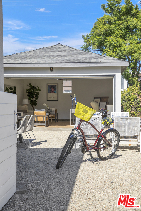 3 Bed Home for Sale in Culver City, California