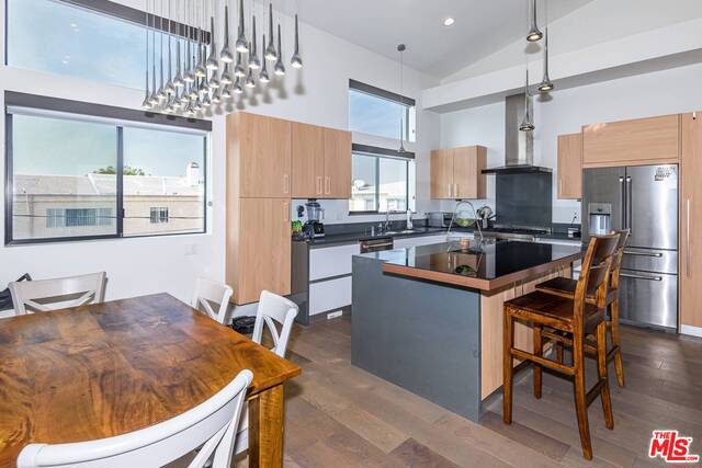 1801 RINDGE Lane, Redondo Beach, California 90278, 4 Bedrooms Bedrooms, ,4 BathroomsBathrooms,Residential,Sold,RINDGE,19528840