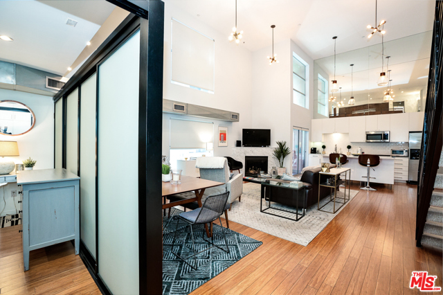 2 Bed Home for Sale in Los Angeles, California