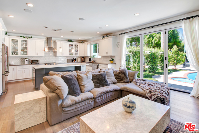 4 Bed Home for Sale in Studio City, California