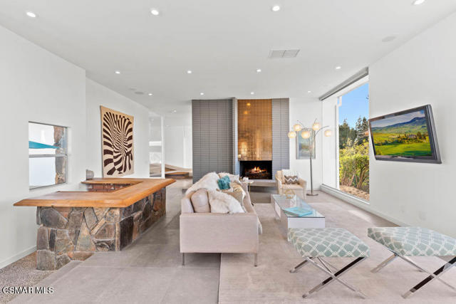 4 Bed Home for Sale in Thousand Oaks, California