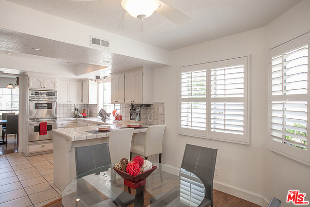 Breakfast Nook