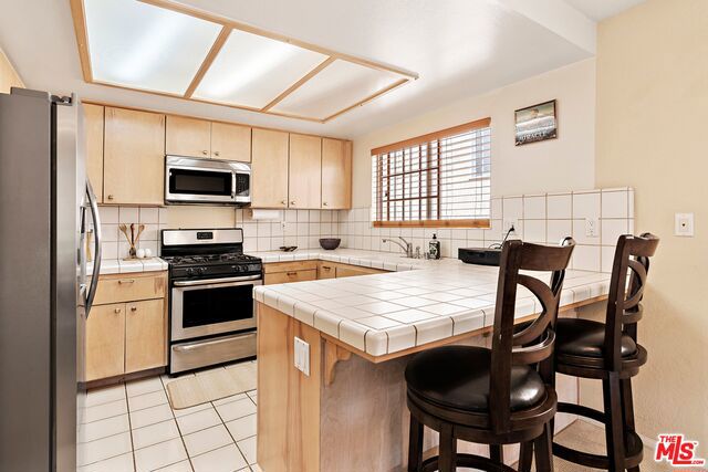 1811 GOODMAN Avenue, Redondo Beach, California 90278, 3 Bedrooms Bedrooms, ,2 BathroomsBathrooms,Residential,Sold,GOODMAN,19496704