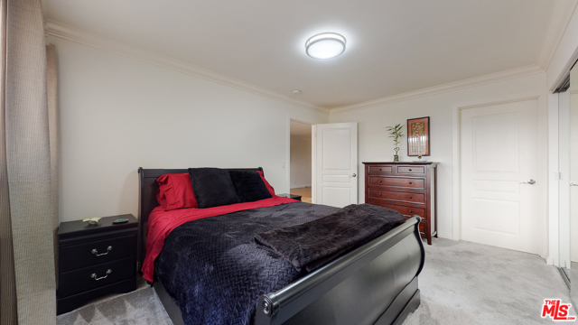 1 Bed Home for Sale in Los Angeles, California