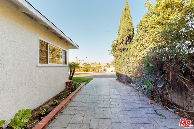 3112 WINLOCK Road, Torrance, California 90505, 3 Bedrooms Bedrooms, ,2 BathroomsBathrooms,Residential,Sold,WINLOCK,19519406 3112 WINLOCK Road, Torrance, California 90505, 3 Bedrooms Bedrooms, ,2 BathroomsBathrooms,Residential,Sold,WINLOCK,19519406
