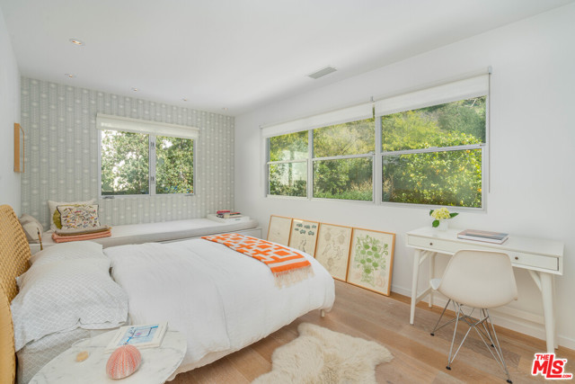 3 Bed Home for Sale in Los Angeles, California