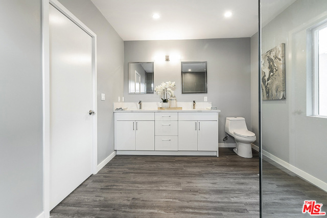 4 Bed Home for Sale in Los Angeles, California