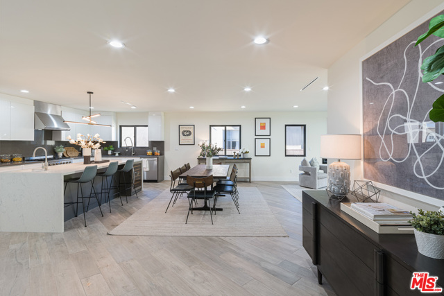 3 Bed Home for Sale in Sherman Oaks, California