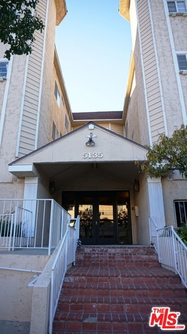 2 Bed Home for Sale in Encino, California