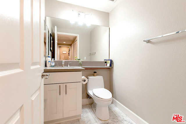 2 Bed Home for Sale in Los Angeles, California