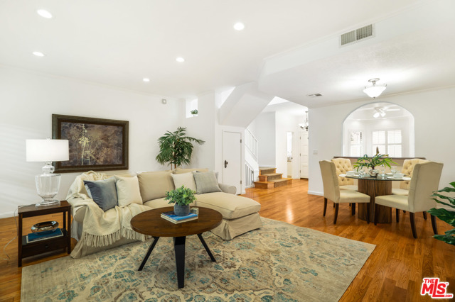 2 Bed Home for Sale in Studio City, California