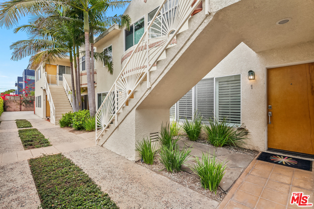 2 Bed Home for Sale in Santa Monica, California