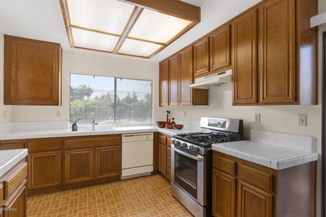 4 Bed Home for Sale in Thousand Oaks, California
